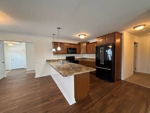 Photo of 140 Paddock Circle, Schenectady, NY 12306 (MLS # 11630658)