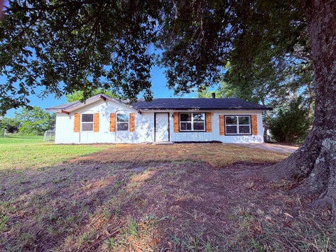 Photo of 1004 N Sapulpa Rd, Beggs, OK 74421 (MLS # 11803110)