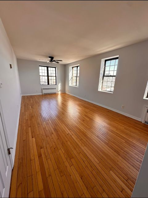 Photo of 890 Beech Street #1I, Long Beach, NY 11561 (MLS # 11740301)