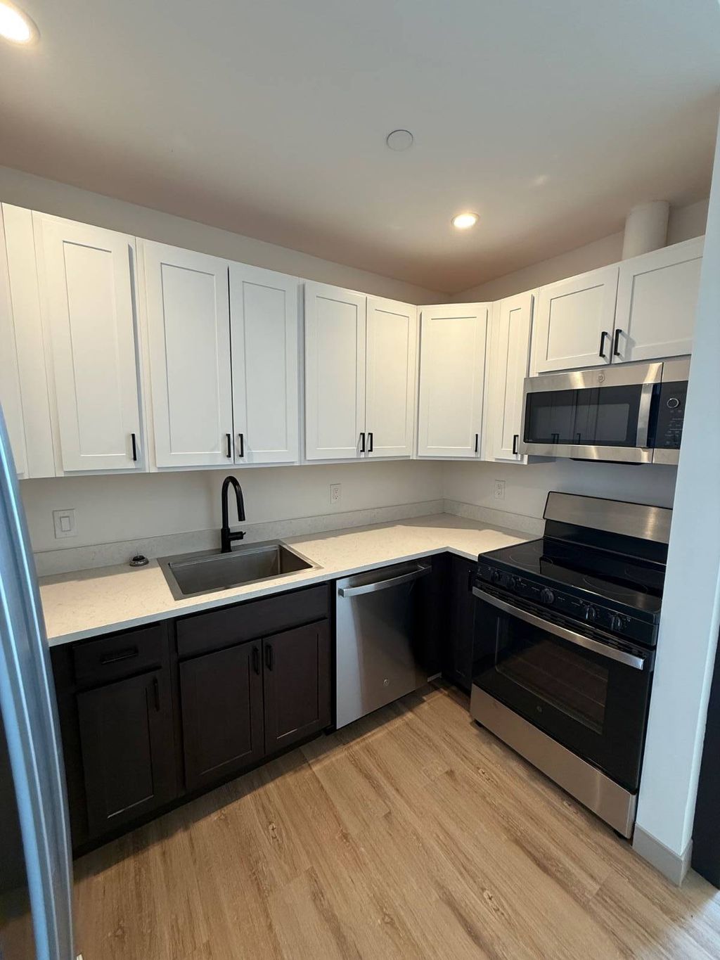 Photo of 1117 W Fayette Street #313, Syracuse, NY 13204 (MLS # 11655463)