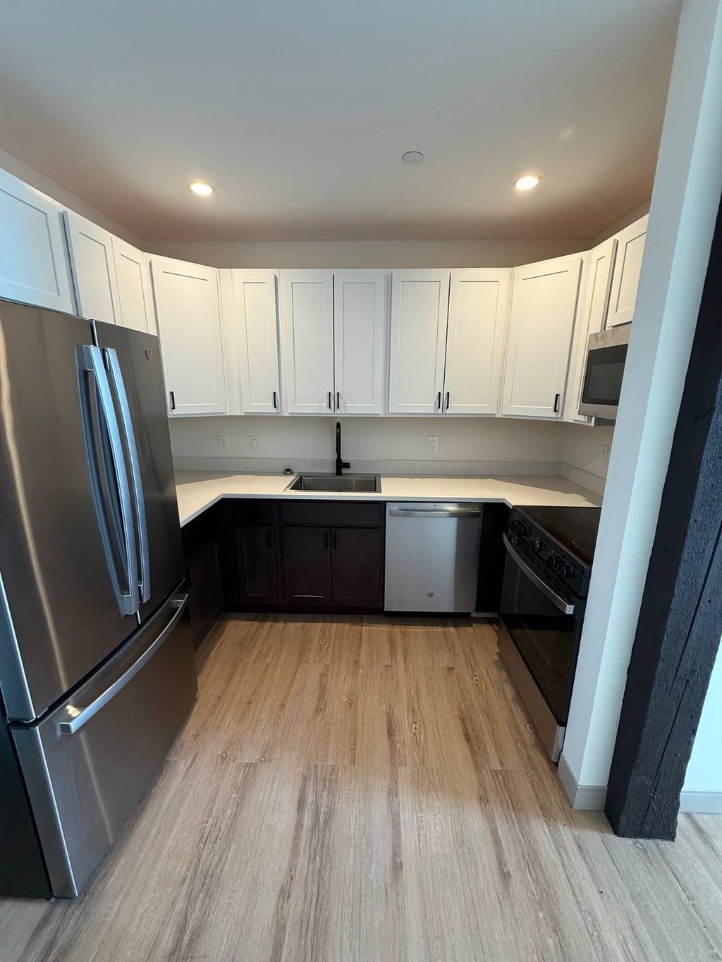 Photo of 1117 W Fayette Street #313, Syracuse, NY 13204 (MLS # 11655463)