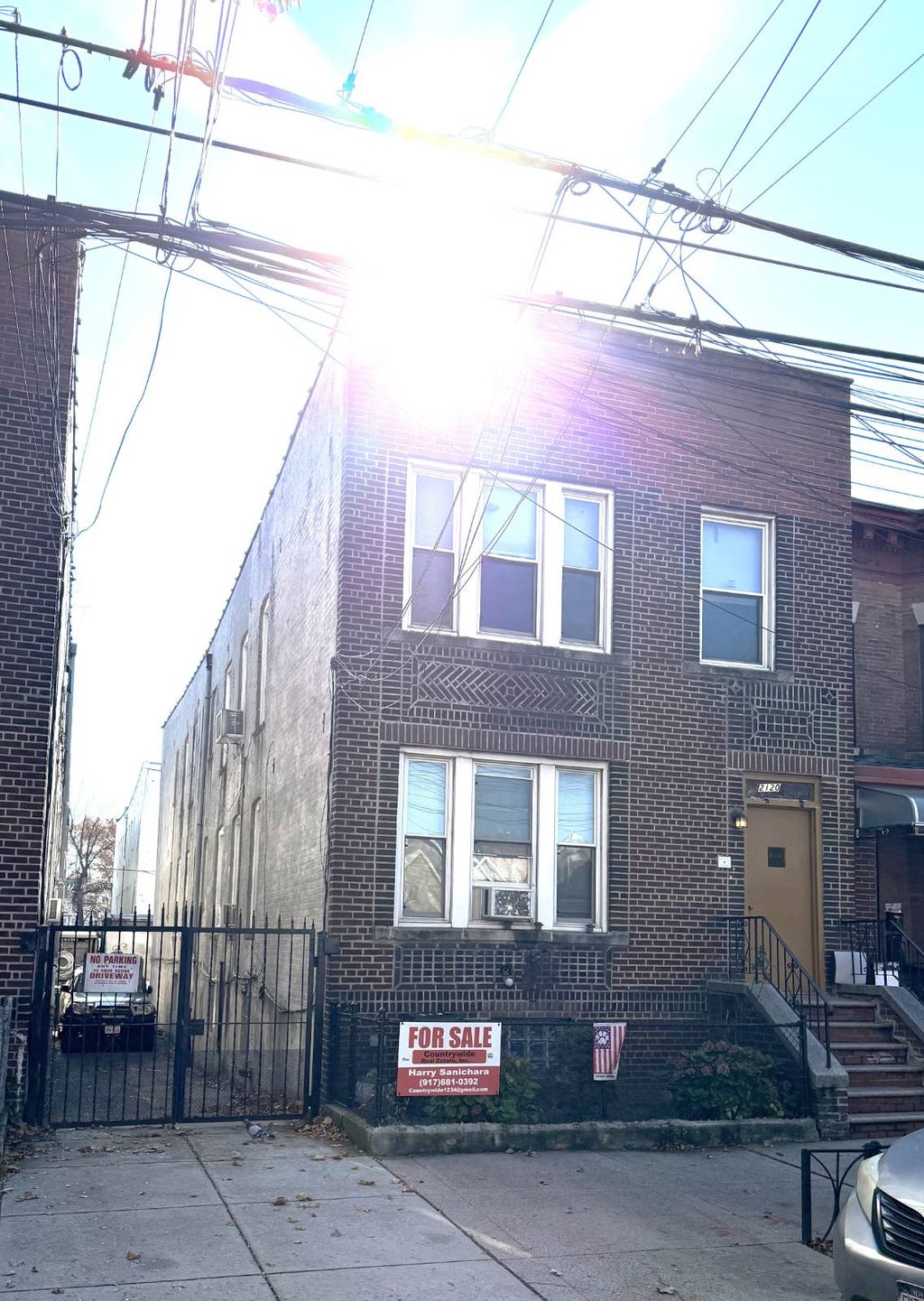 Photo of 2120 Chatterton Ave, Bronx, NY 10472 (MLS # 11603806)