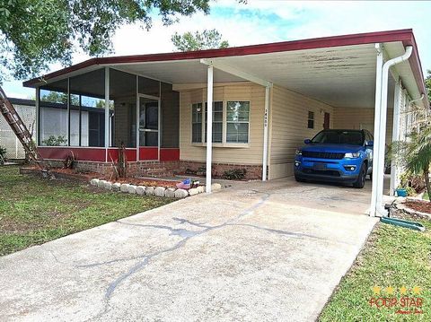 Photo of 14551 Maidstone Road #139, Orlando, FL 32826 (MLS # 11824581)