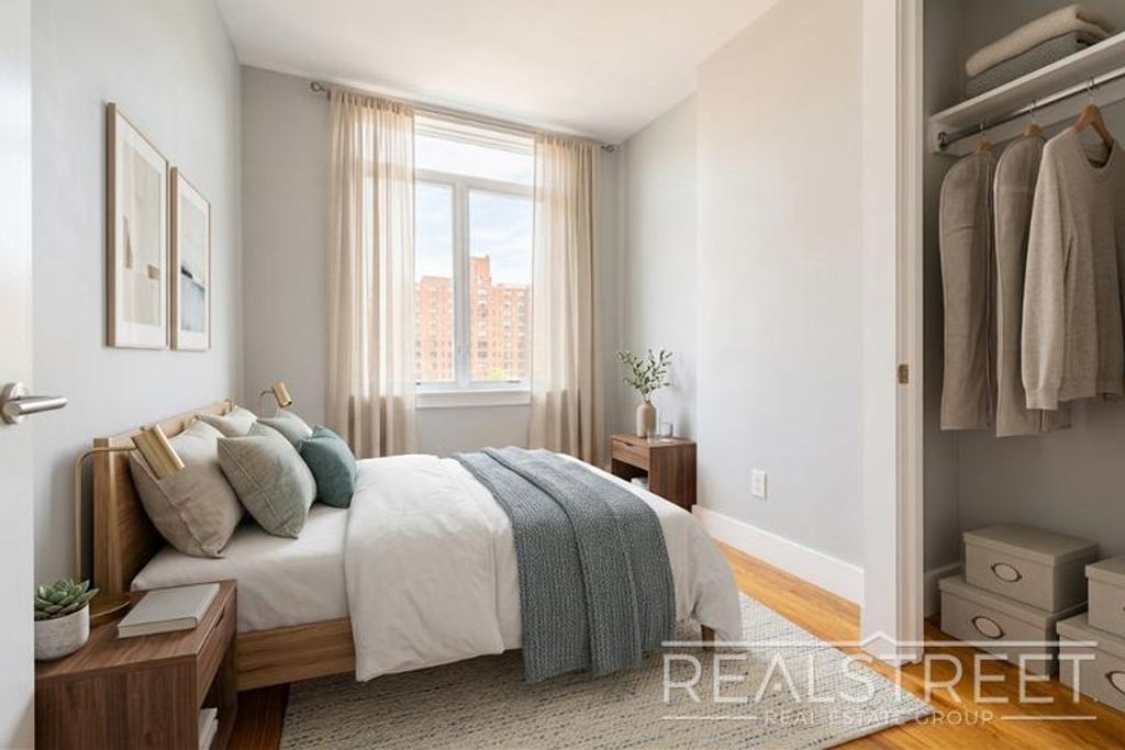 Photo of 115 Park Ave #3A, BROOKLYN, NY 11205 (MLS # 11775561)