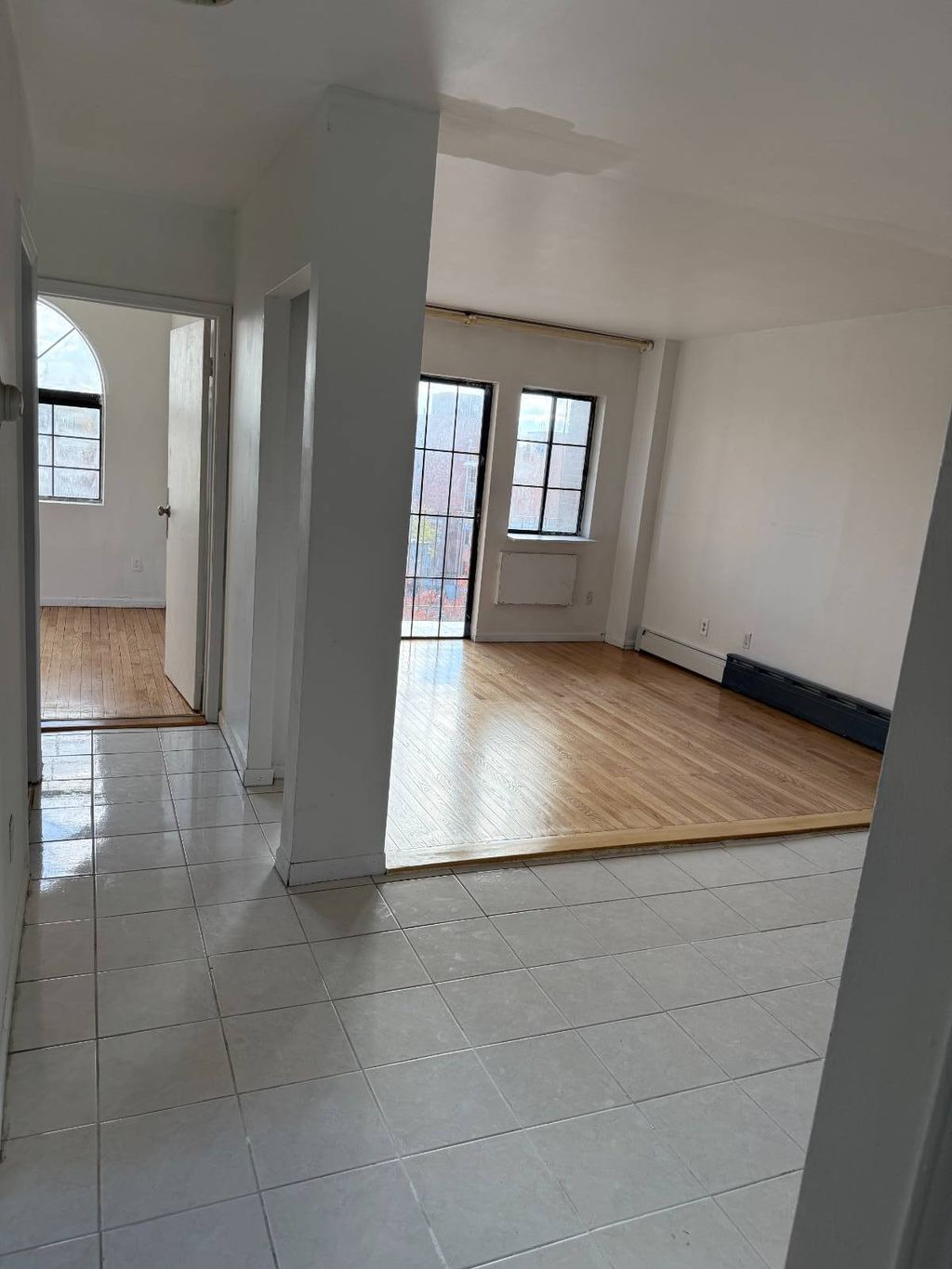 Photo of 4260 Colden St #4A, Flushing, NY 11355 (MLS # 11600359)