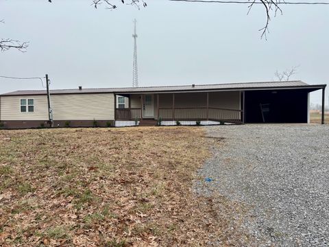 Photo of 6970 Old Madisonville Rd, Hopkinsville, KY 42240 (MLS # 11624016)