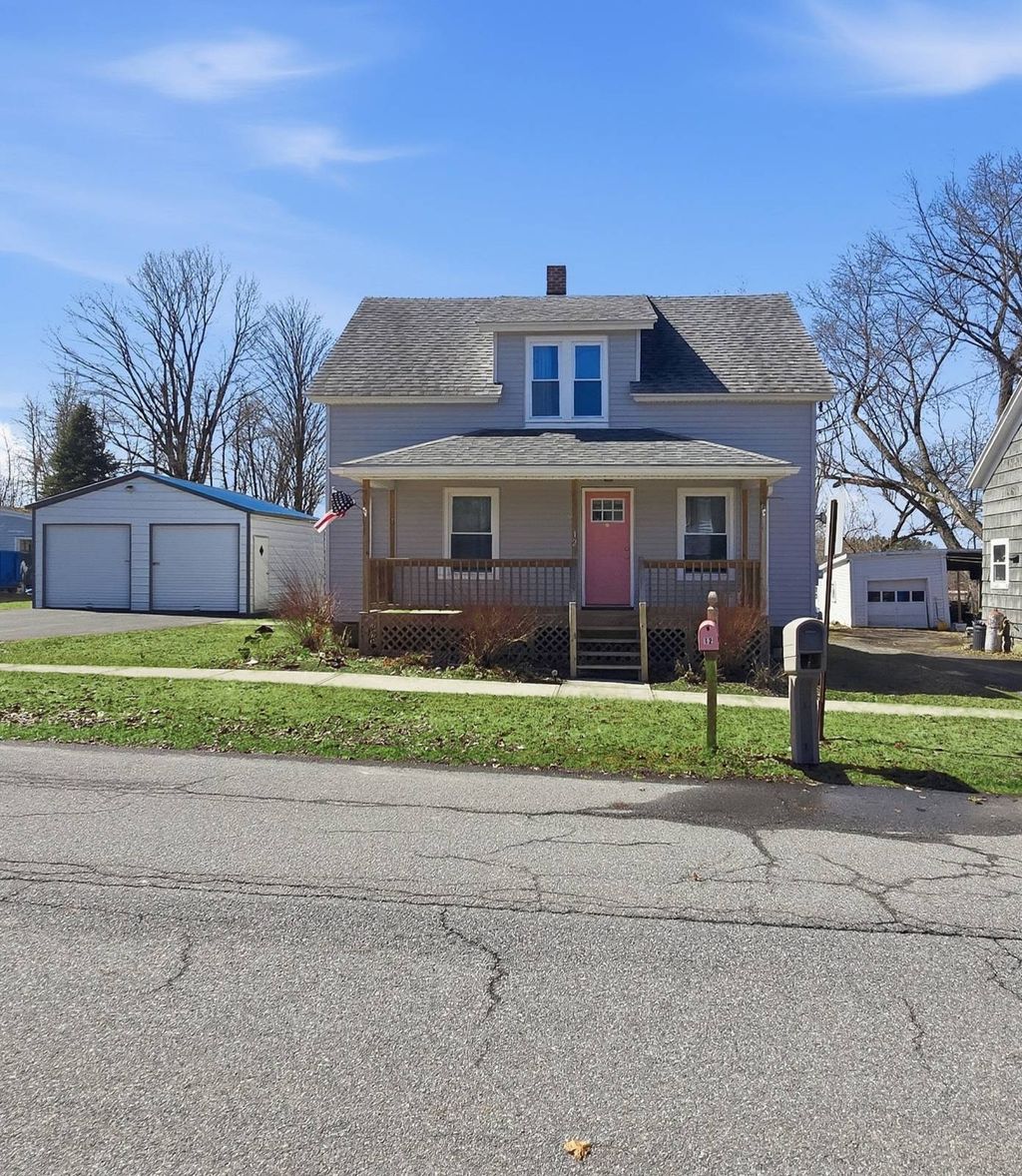 Photo of 12 Elman St, Broadalbin, NY 12025 (MLS # 11681244)