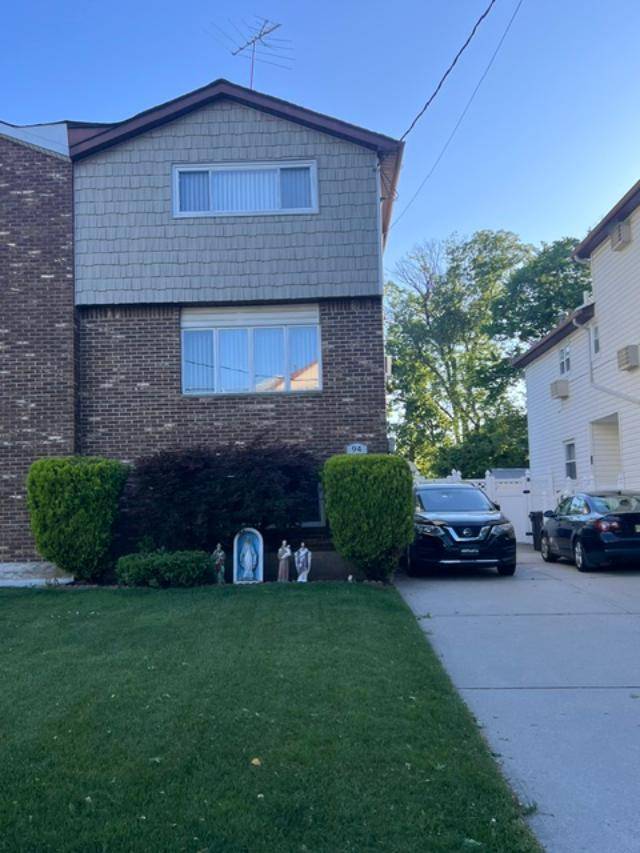 Photo of 94 Giffords Lane, STATEN ISLAND, NY 10308 (MLS # 11798243)