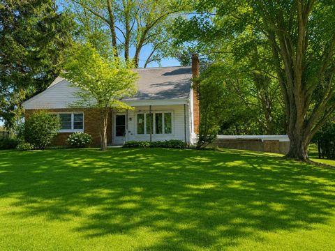 Photo of 8356 Maple Rd, Clay, NY 13041 (MLS # 11681875)