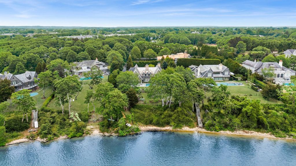 Photo of 7 Kellis Way, Bridgehampton, NY 11932 (MLS # 11651344)