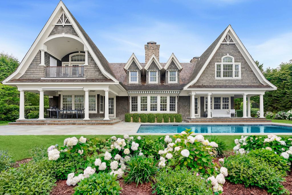 Photo of 7 Kellis Way, Bridgehampton, NY 11932 (MLS # 11651344)