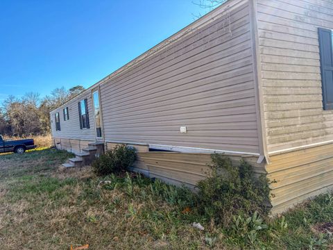 Photo of 20559 Interstate Highway 45 Feeder S, Buffalo, TX 75831 (MLS # 11671497)