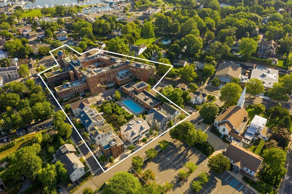 Photo of 15 Church St Unit G-108 St, Sag Harbor, NY 11963 (MLS # 11678188)