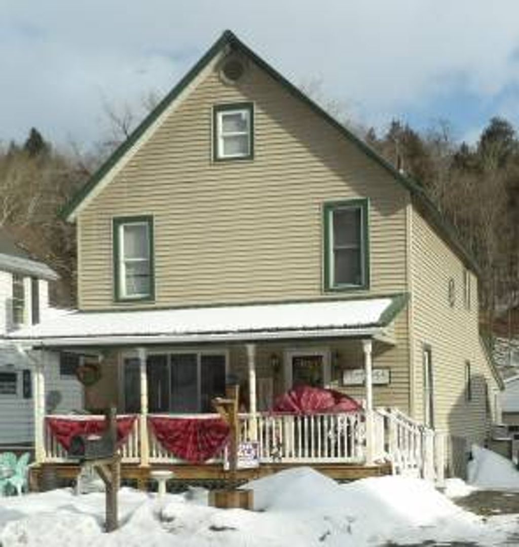 Photo of 76 Fort Johnson Ave, Fort Johnson, NY 12070 (MLS # 11642551)