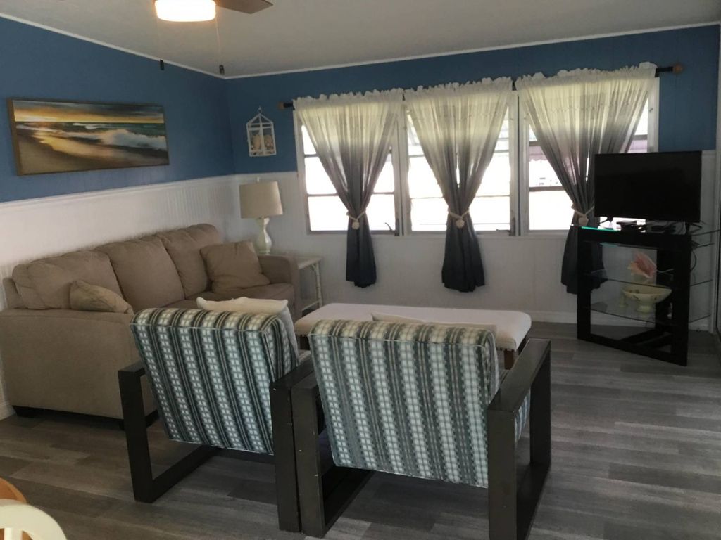 Photo of 100 Pier B, Naples, FL 34112 (MLS # 11680342)