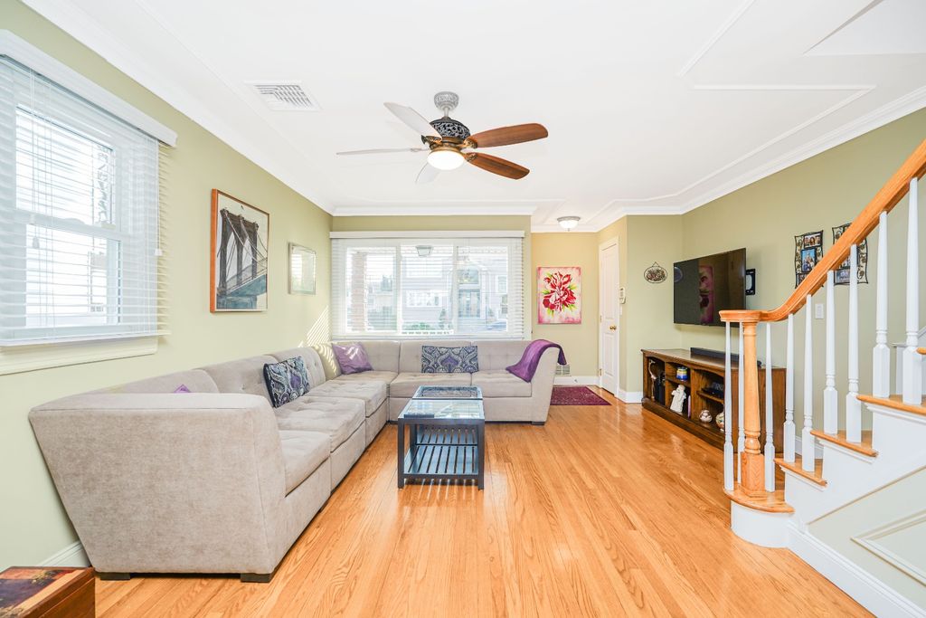 Photo of 175 Benton Ave, Staten Island, NY 10305 (MLS # 11681225)