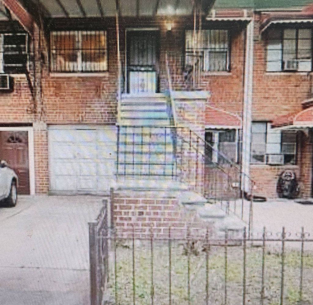 Photo of 10113 Flatlands Ave, Brooklyn, NY 11236 (MLS # 11673805)