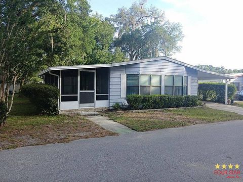 Photo of 159 Oakleaf Circle, DeLand, FL 32724 (MLS # 11740013)