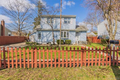 Photo of 32 Jefferson Avenue, Brentwood, NY 11717 (MLS # 11690112)