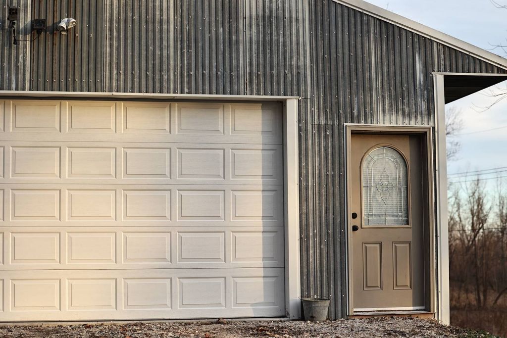 Photo of 31027 County Highway 21, Griggsville, IL 62340 (MLS # 11622511)