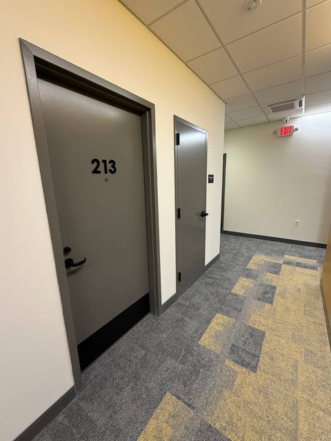 Photo of 1117 W Fayette Street #213, Syracuse, NY 13204 (MLS # 11655451)