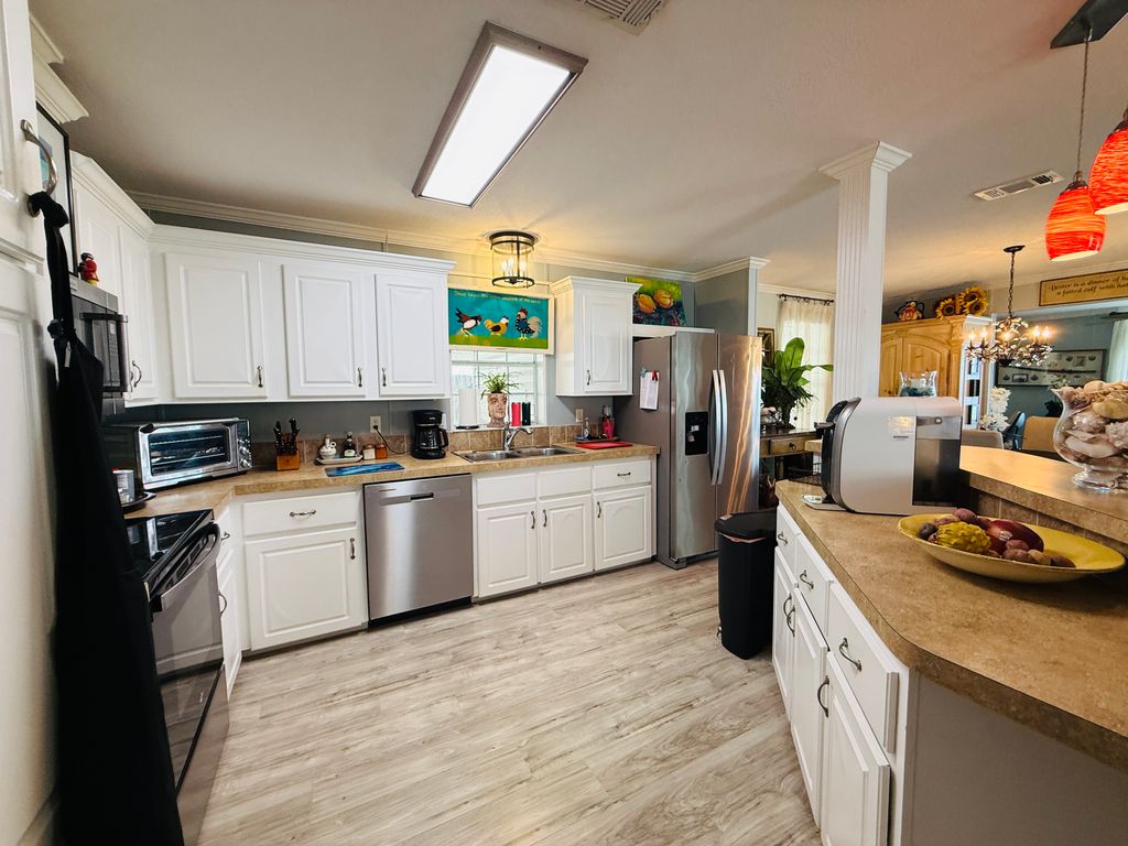 Photo of 105 E. Harbor Drive, Vero Beach, FL 32960 (MLS # 11684685)