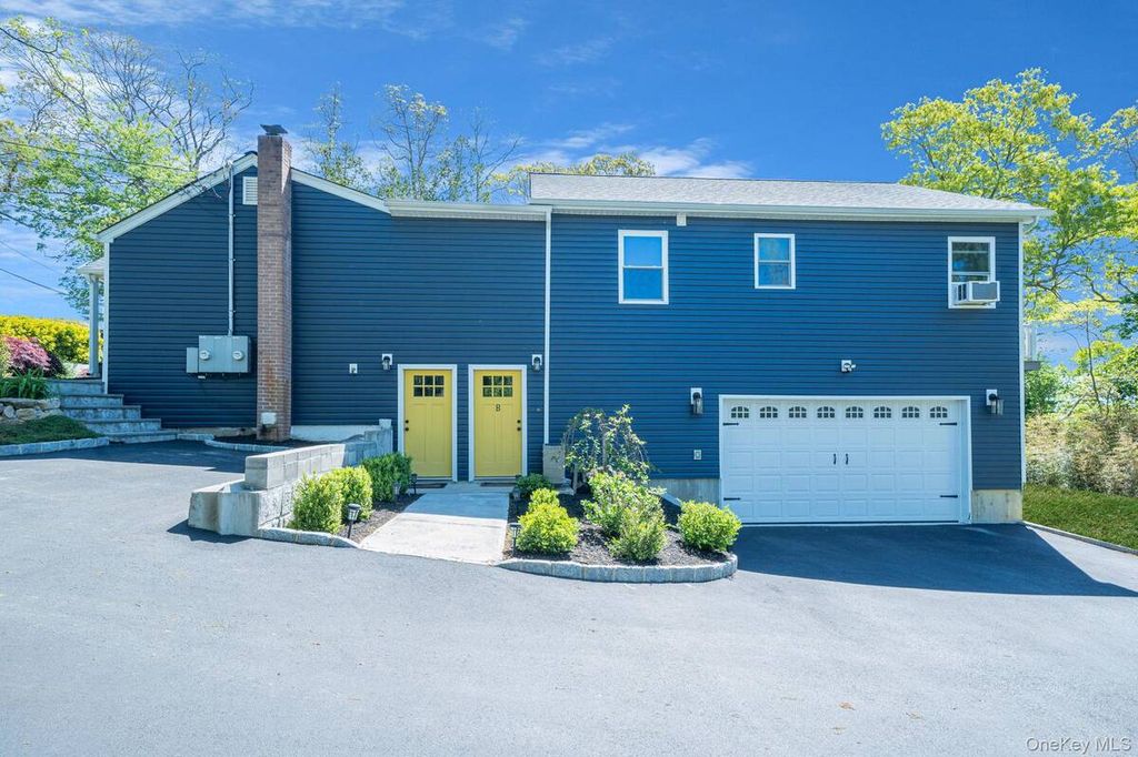 Photo of 42 Oceanview Avenue, Farmingville, NY 11738 (MLS # 11776547)