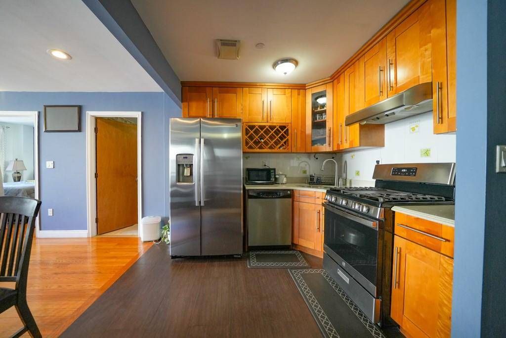 Photo of 311 Saint Nicholas Avenue #3H, Ridgewood, NY 11385 (MLS # 11586536)