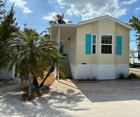 Photo of 1119 Periwinkle Way, Sanibel, FL 33957 (MLS # 11687979)