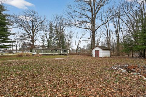 Photo of 311 N High St, Hymera, IN 47855 (MLS # 11633822)