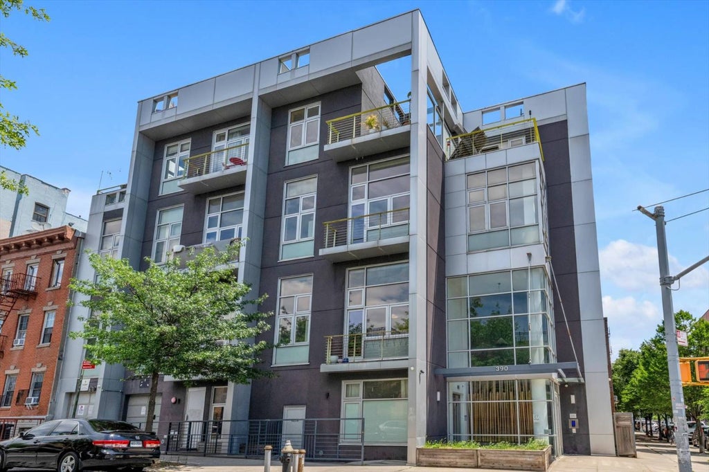 Photo of 390 Lorimer Street #1E, Brooklyn, NY 11206 (MLS # 11801041)