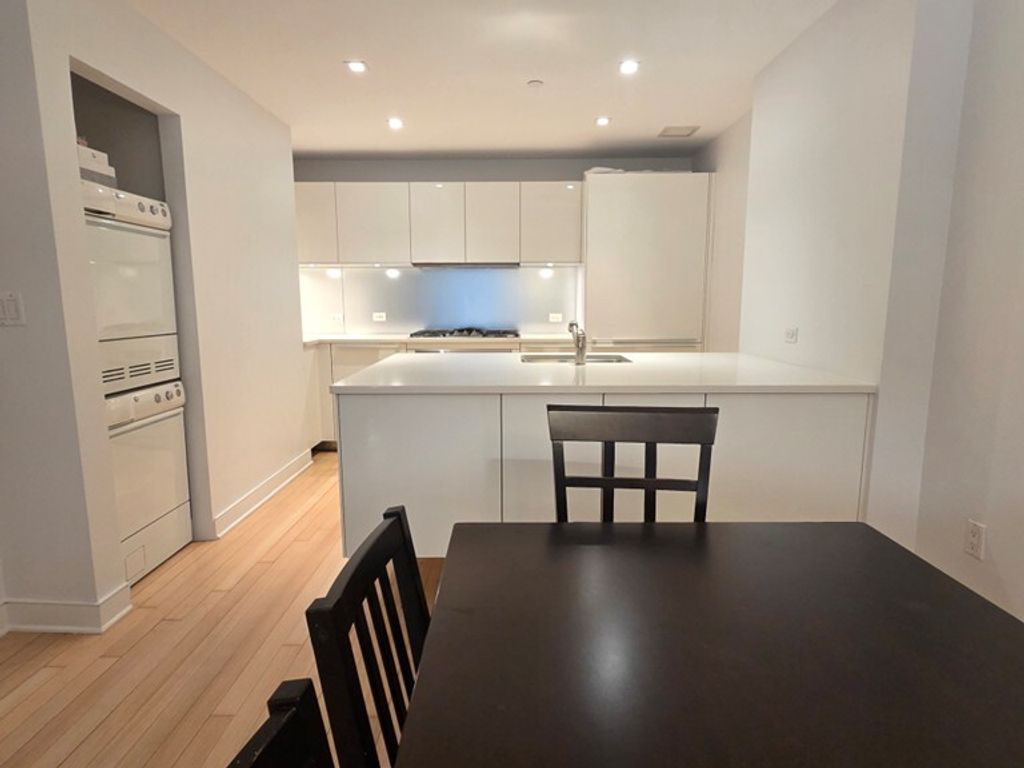 Photo of 5 East 44th Street #6A, New York, NY 10017 (MLS # 11637716)