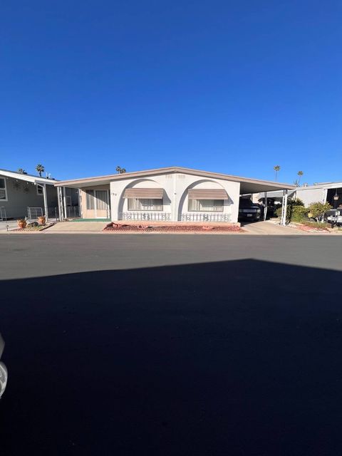 Photo of 601 N Kirby St #190, Hemet, CA 92545 (MLS # 11654130)
