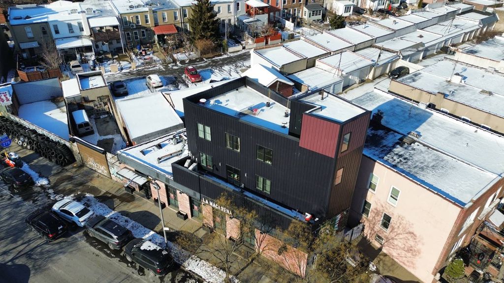 Photo of 3329 Astoria Blvd N Blvd, Astoria, NY 11103 (MLS # 11621601)