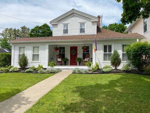 Photo of 104 Pioneer Street, Cooperstown, NY 13326 (MLS # 11333958) Photo of 104 Pioneer Street, Cooperstown, NY 13326 (MLS # 11333958)
