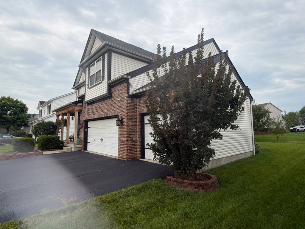 Photo of 5995 Peridot St, Grove City, OH 43123 (MLS # 11919117)