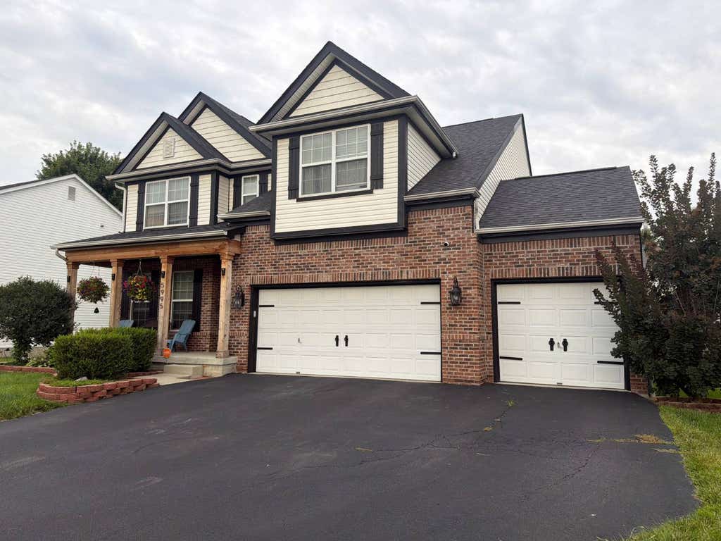 Photo of 5995 Peridot St, Grove City, OH 43123 (MLS # 11919117)