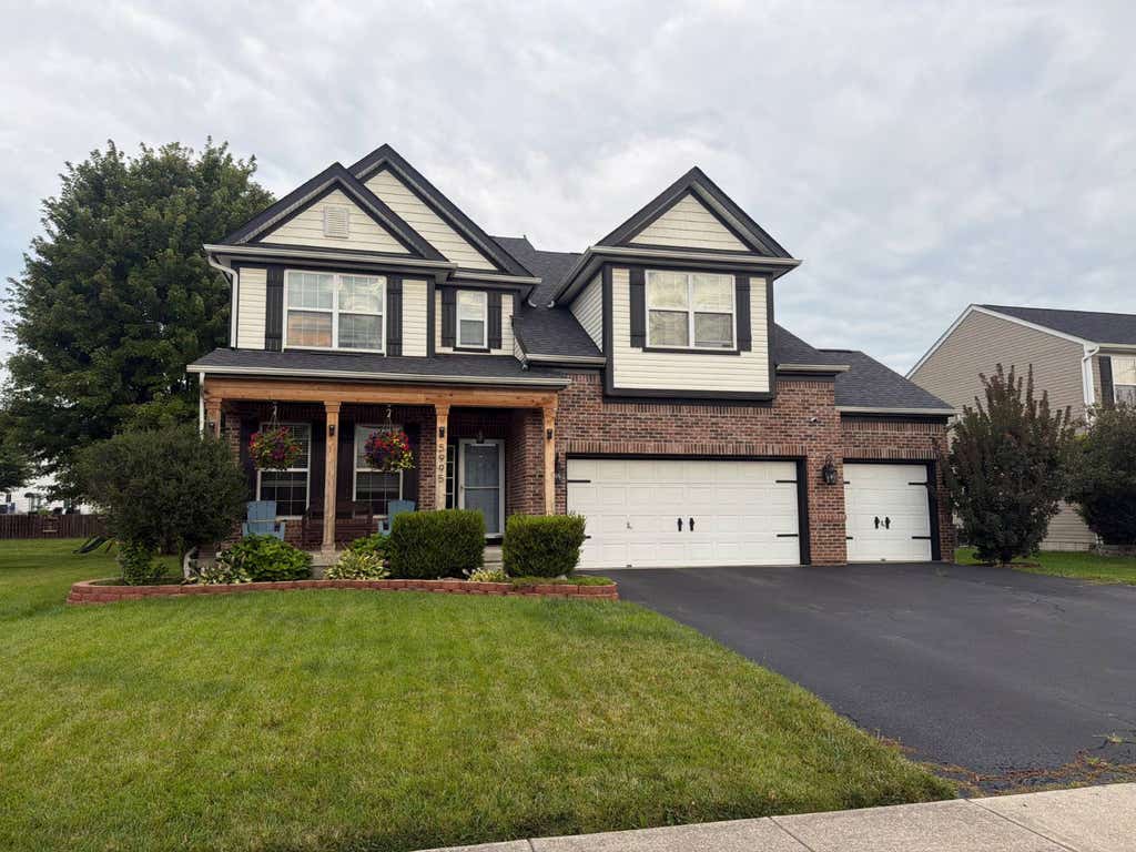Photo of 5995 Peridot St, Grove City, OH 43123 (MLS # 11919117)