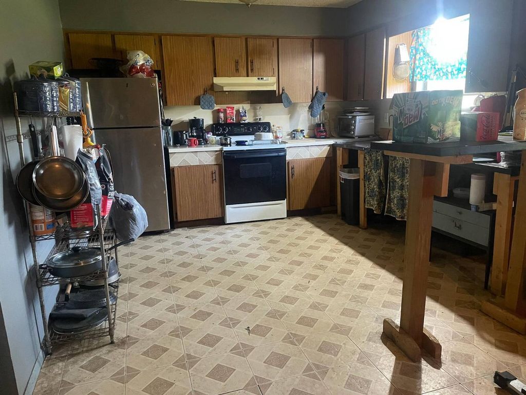 Photo of 5704 Greenway Cir, Lakeland, FL 33805 (MLS # 11623213)