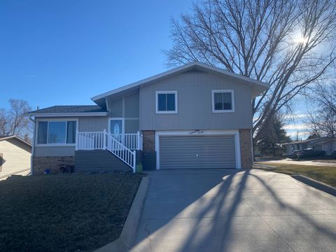 Photo of 1812 Cherokee Lane, Broken Bow, NE 68822 (MLS # 11638818)