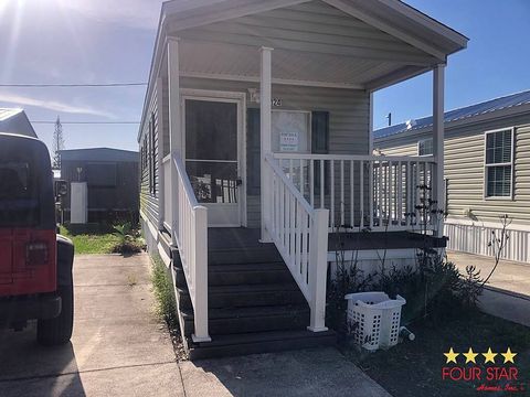 Photo of 3324 Chicago Bears St, Avon Park, FL 33825 (MLS # 11803959)