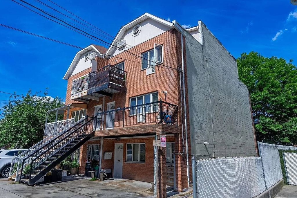 Photo of 2127 Haring St, Brooklyn, NY 11229 (MLS # 11630267)
