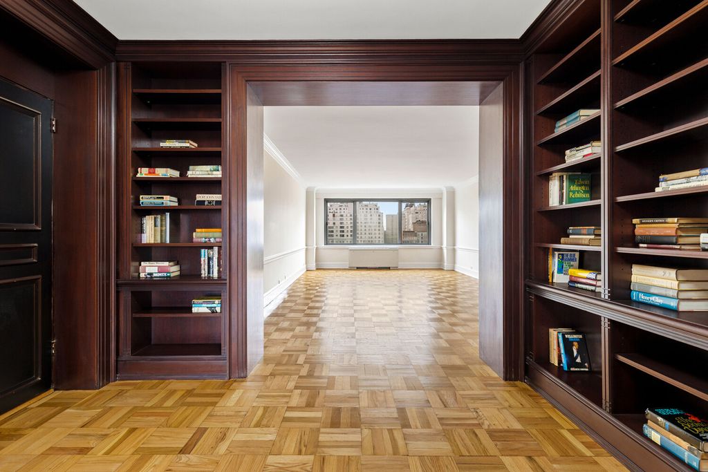 Photo of 650 Park Avenue #14F, New York, NY 10065 (MLS # 11593487)