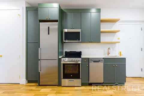 Photo of 46 Marcy Ave #3, BROOKLYN, NY 11211 (MLS # 11668683)