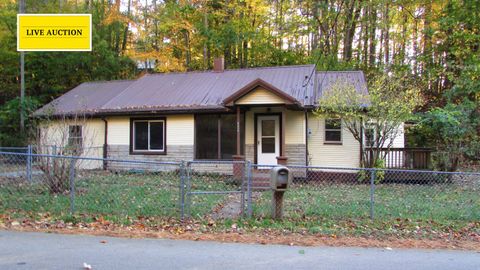 Photo of 2502 Marbleton Road, Unicoi, TN 37692 (MLS # 11595813)
