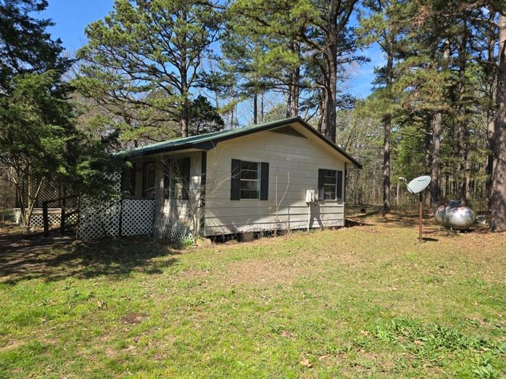 Photo of 22472 Spruce Loop, Hodgen, OK 74939 (MLS # 11679121)