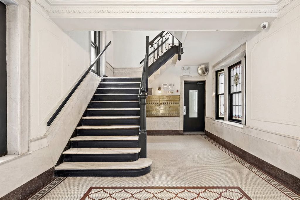 Photo of 3115 Broadway #61, New York, NY 10027 (MLS # 11638955)