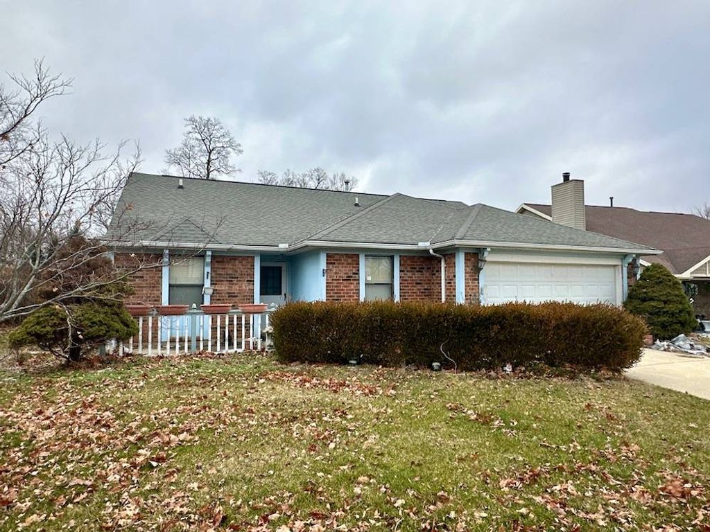 Photo of 8349 Chinaberry Pl, Dayton, OH 45424 (MLS # 11622317)