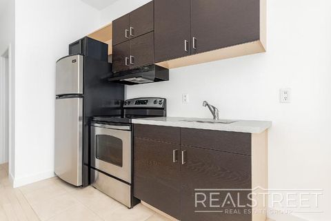 Photo of 1399 Greene Avenue #2A, Brooklyn, NY 11237 (MLS # 11608548)