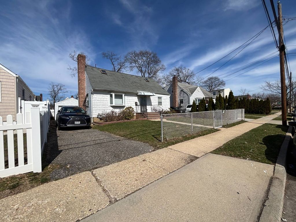 Photo of 69 Glenmore Ave, Hempstead, NY 11550 (MLS # 11677246)